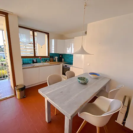 Apartment Mit Meerblick, Pool Und Tennisplätzen *