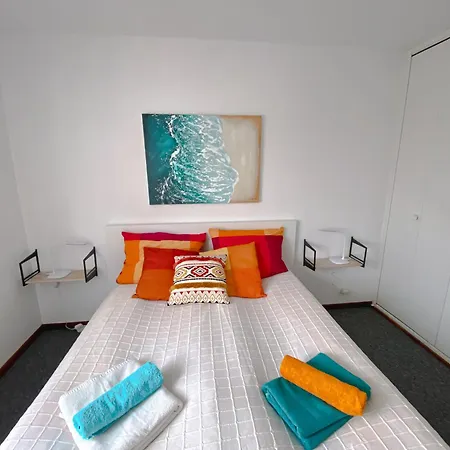Apartment Mit Meerblick, Pool Und Tennisplätzen