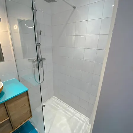 Mit Meerblick, Pool Und Tennisplätzen Apartment *
